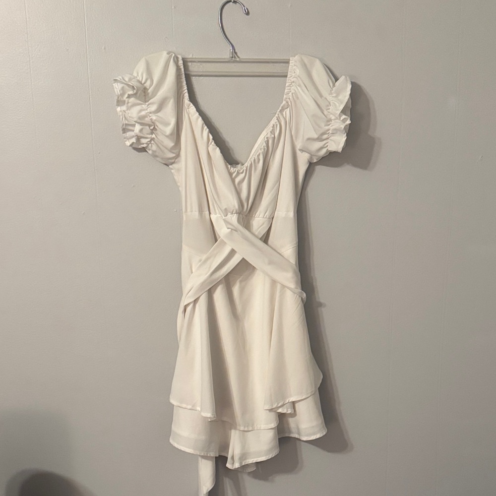 White Puff Sleeve Romper